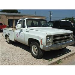 1975 GMC PICKUP W/SERVICE BED/GAS (CISD)
