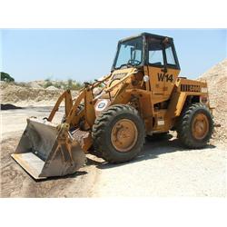 1977 CASE FRONT END LOADER/MODEL: W14/DIESEL (COUNTY OF COMAL)