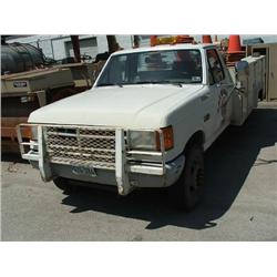 1990 FORD UTILITY TRUCK F350/DIESEL (CITY OF NB)