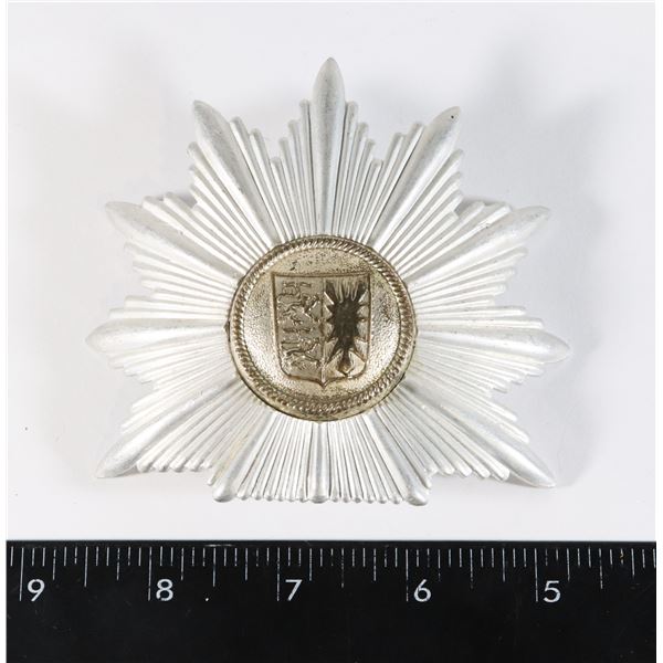 #207 GERMAN POLICE PEAKED CAP BADGE INSIGNIA