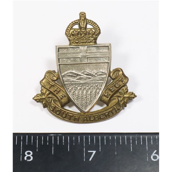 #561 WW2 SOUTH ALBERTA REGIMENT CAP BADGE SCULLY