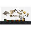 Image 1 : #689  ASSORTED UNITED STATES MILITARY INSIGNIA LOT