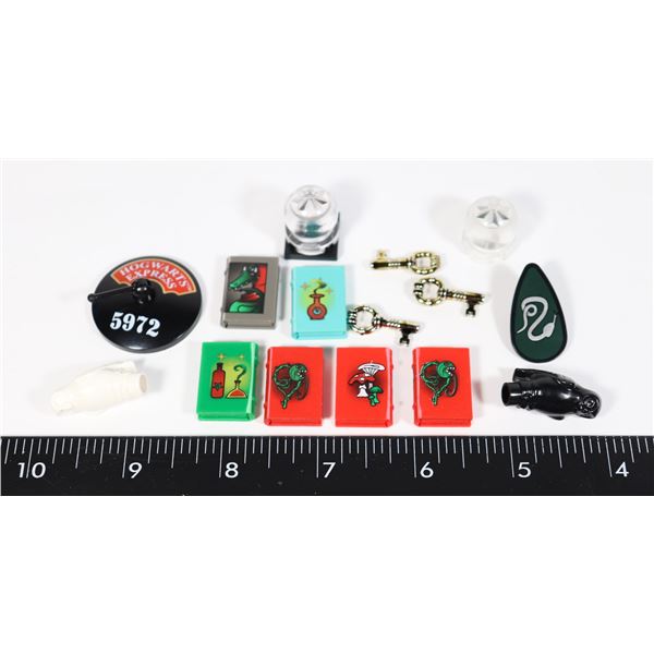 #1153 LEGO HARRY POTTER ACCESSORIES LOT HEDWIG