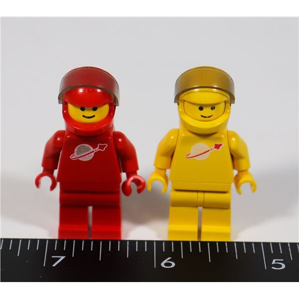 #1160 VINTAGE LEGO MINI FIGURE LOT OF SPACEMAN