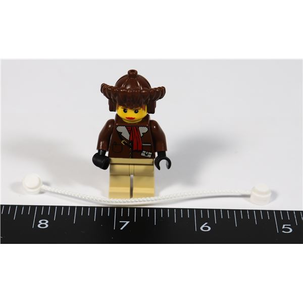 #1166 LEGO MINIFIG PIPPIN REED MISS GAIL STORM