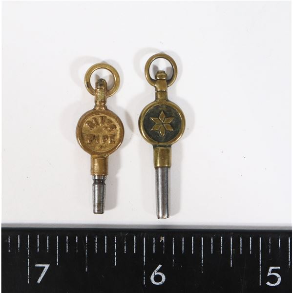 #1252 2 ANTIQUE POCKET WATCH KEYS 4 + 10 FOR