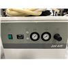 Image 2 : Jun-Air OF302-4M Vacuum manifold