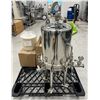 Image 2 : GW Kent Stainless Steel Lenticular Filter Housing & Versa-Matic fluid pump, complete with filters & 