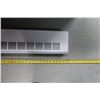 Image 2 : CHAUFFAGE PLINTHE 8'