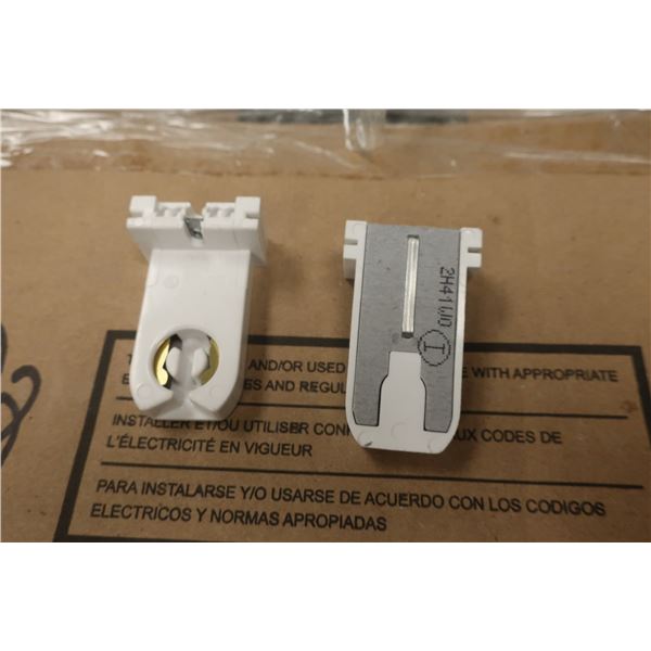 BTE DE 1100pcs  SUPPORTS DE LAMPE FLUORESCENT LONG