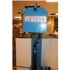 Image 2 : MACHINE À COUDRE LES CHAUSSURES POUR LES CORDINIER