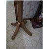 Image 3 : hall tree / coat stand