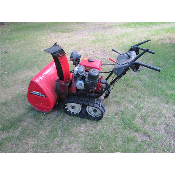 Honda HS928 tracked snow blower - works