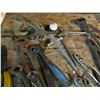 Image 4 : tin snips, pliers ,  Etc