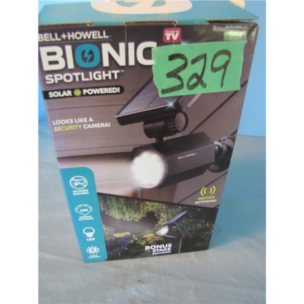 Solar powered bionic spotlight