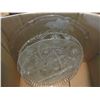 Image 7 : Box of serving platters and plates