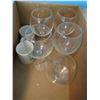 Image 1 : Three boxes of various glassware