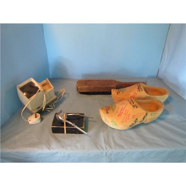 Hand hair Clippers , pana - vue View Master , wooden shoes
