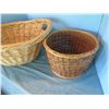 Image 1 : Woven baskets and Apple basket