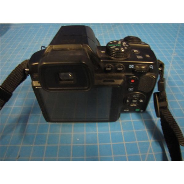 Pentax  x-5 digital camera and case