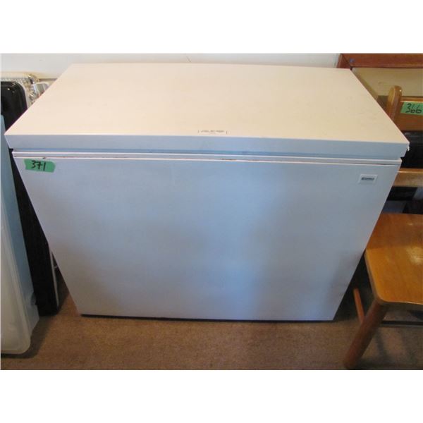 Kenmore small deep freezer -- works