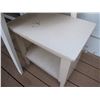 Image 2 : Lot of two small tables on the deck