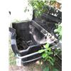 Image 2 : wheeled garbage storage cart