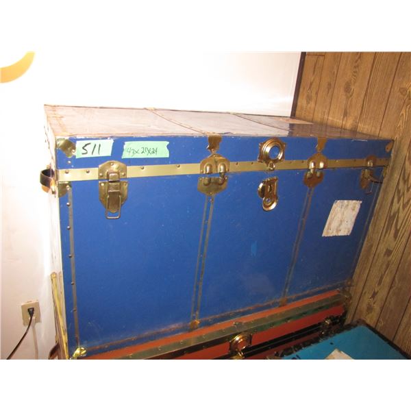 Steamer trunk