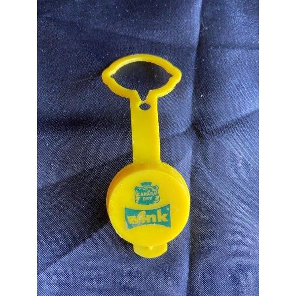 Vintage Canada Dry/Wink Plastic Bottle Topper