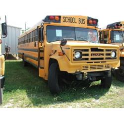 1986 GMC SCHOOL BUS/71 PASSENGER/WARD/GAS ENGINE/AIR BRAKES/INSPECTION: 03/07/MILEAGE: 178,770/TIRES