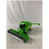 Image 1 : Vintage Die Cast Metal ERTL John Deere Combine. Marked 3040SR. Approx. 15" L x 6" H