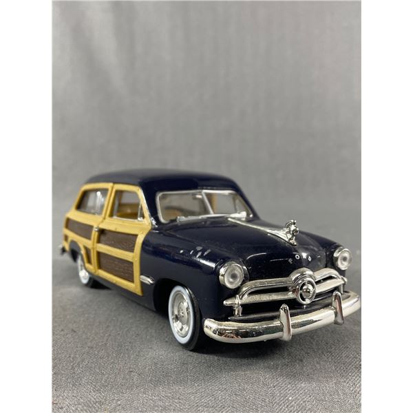1/24 Scale Ford Woody Wagon, Die-Cast Metal Collectible Car
