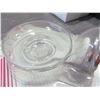 Image 1 : WHITE/CHROME ACRYLIC SOAP DISH