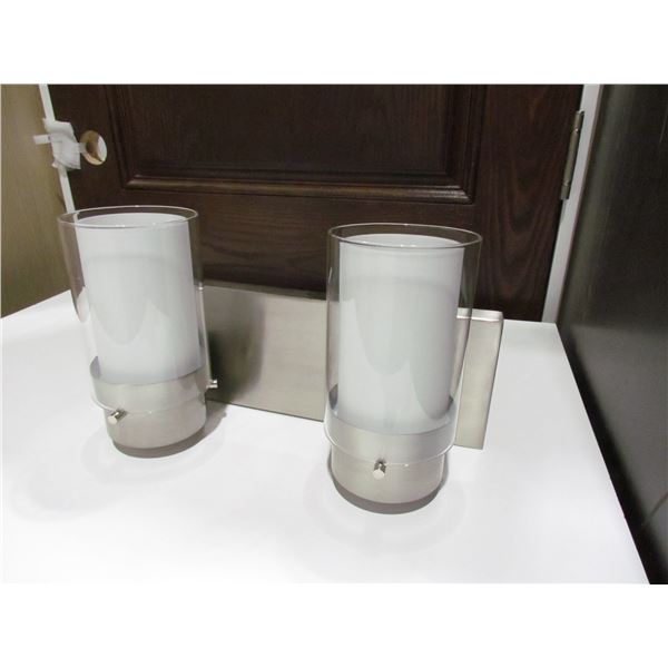 2 LIGHT VANITY WALL LIGHT, 772-702 BCH