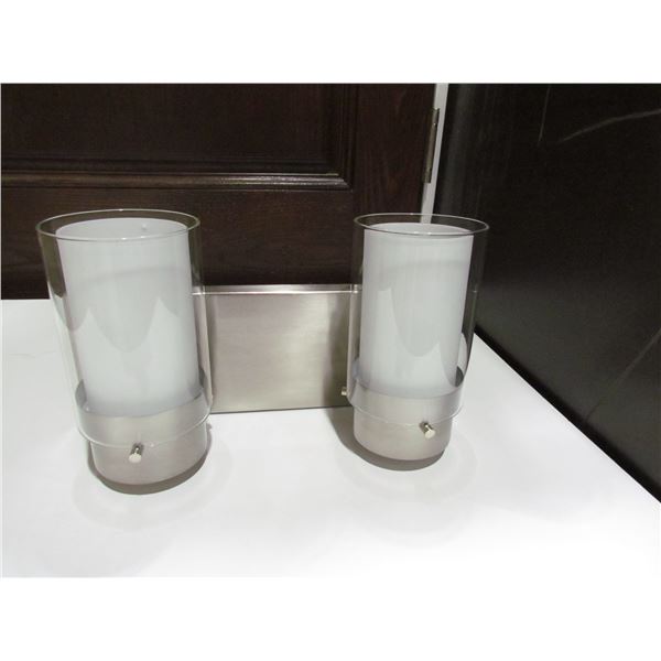 2 LIGHT VANITY WALL LIGHT, 772-702 BCH