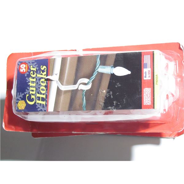 3 PACKAGES OF 50 GUTTER HOOKS