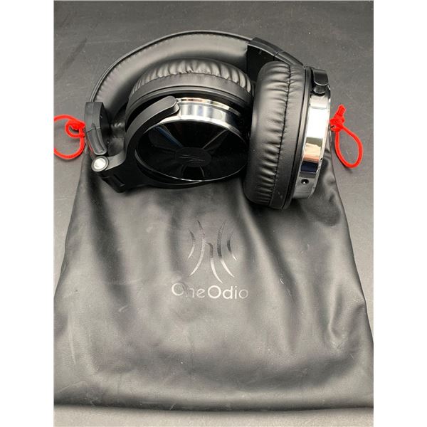 OneOdio  Over Ear Wired Headphones for Mixing DJ Stereo Headset