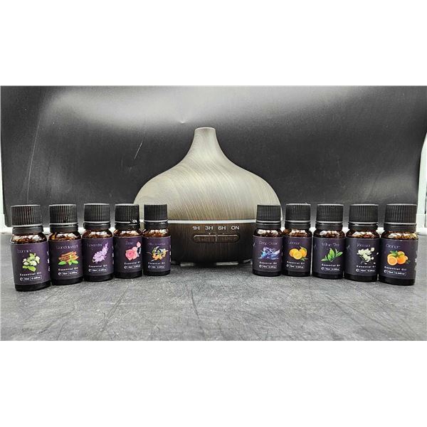 Lot of Essential Oils and Diffuser