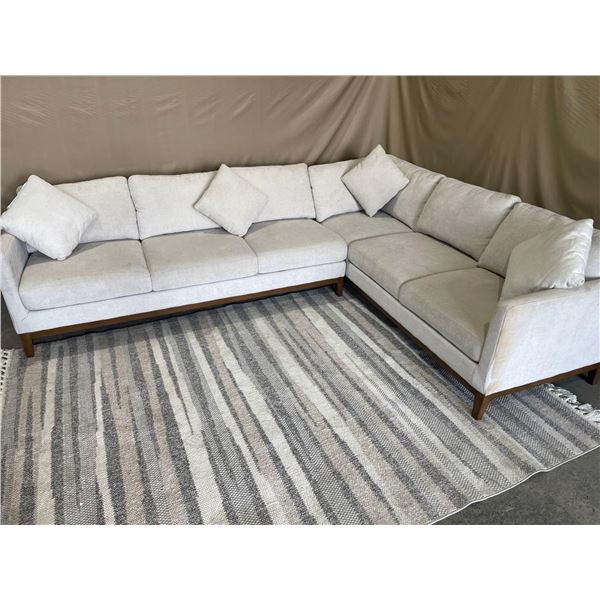 Thomasville White L Shaped Sectional Sofa with 4 Throw Cushions