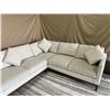 Image 3 : Thomasville White L Shaped Sectional Sofa with 4 Throw Cushions