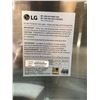 Image 2 : LG 30'' Wall Mount Chimney Hood Model HCED3015S