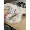 Image 3 : Faux Fur Area Rug 7'10" x 4'10"