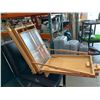 Image 4 : Portable Wooden Easel Stand with 12 Inch Drawer,