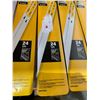 Image 3 : DeWalt 10" Bi-Metal Hacksaw Blades (2 Pack) 24 TPI x's 5