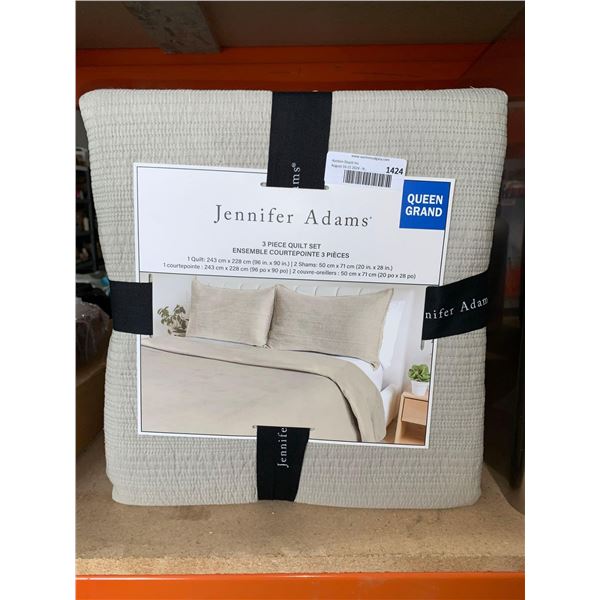 Jennifer Adams 3 Piece Quilt Set Queen Size