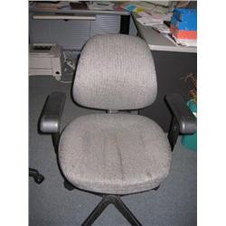 5 POINT ROLLING DESK CHAIR