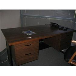 WOOD DESK