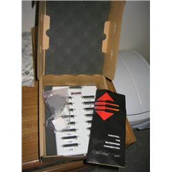 1 NEW ROCKETPORT HUB