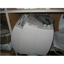 1 HP LASERJET 1100