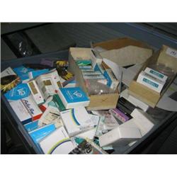 MIXED GROUP OF VARIOUS LENSES. APPROX 40 BY VARIOUS MFGRS